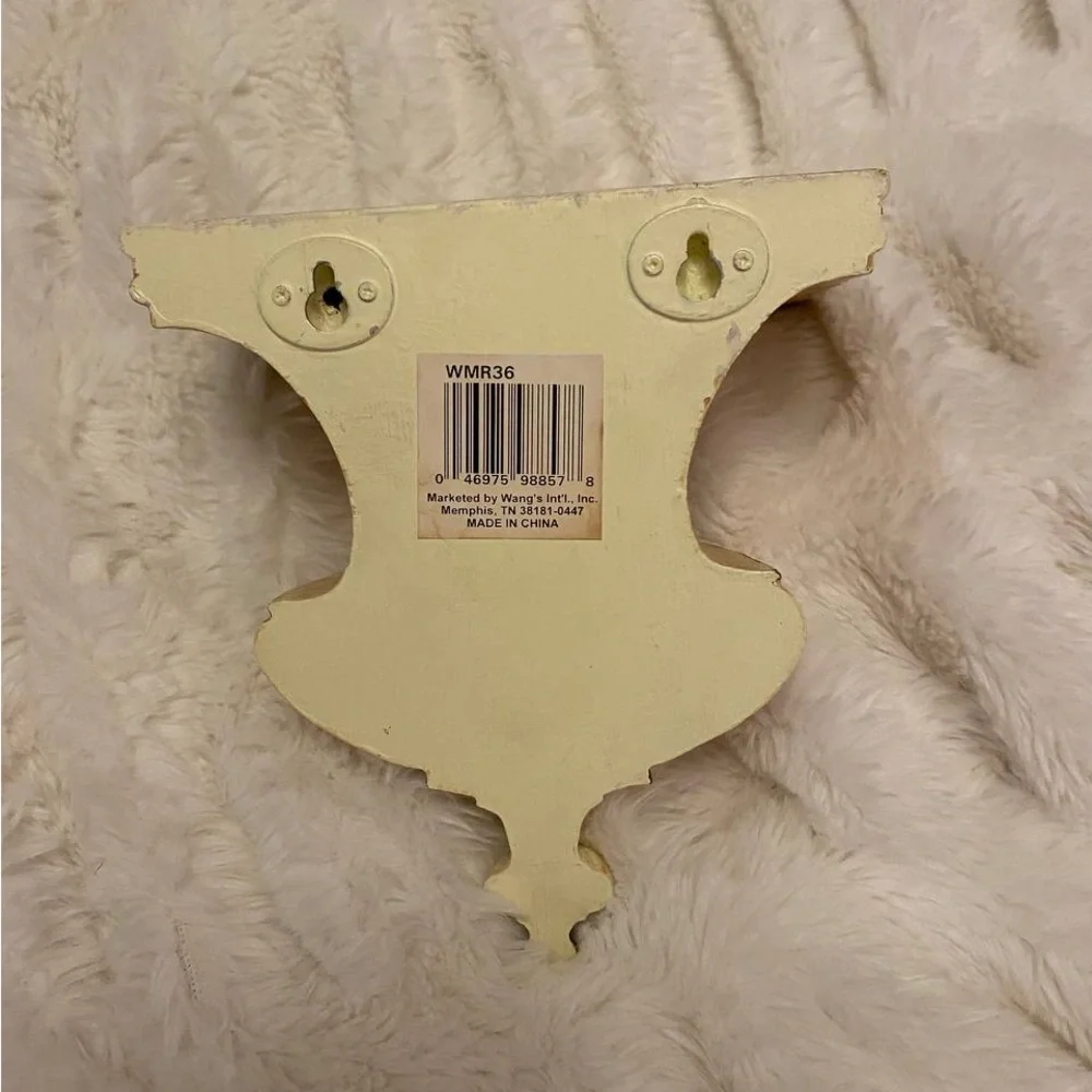 Mini decorative shelf